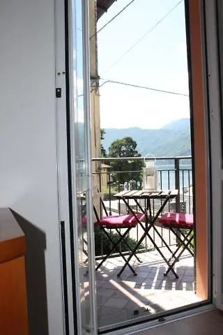 Holiday home In Centro Ca' Leandro Vista Lago Lierna Italy